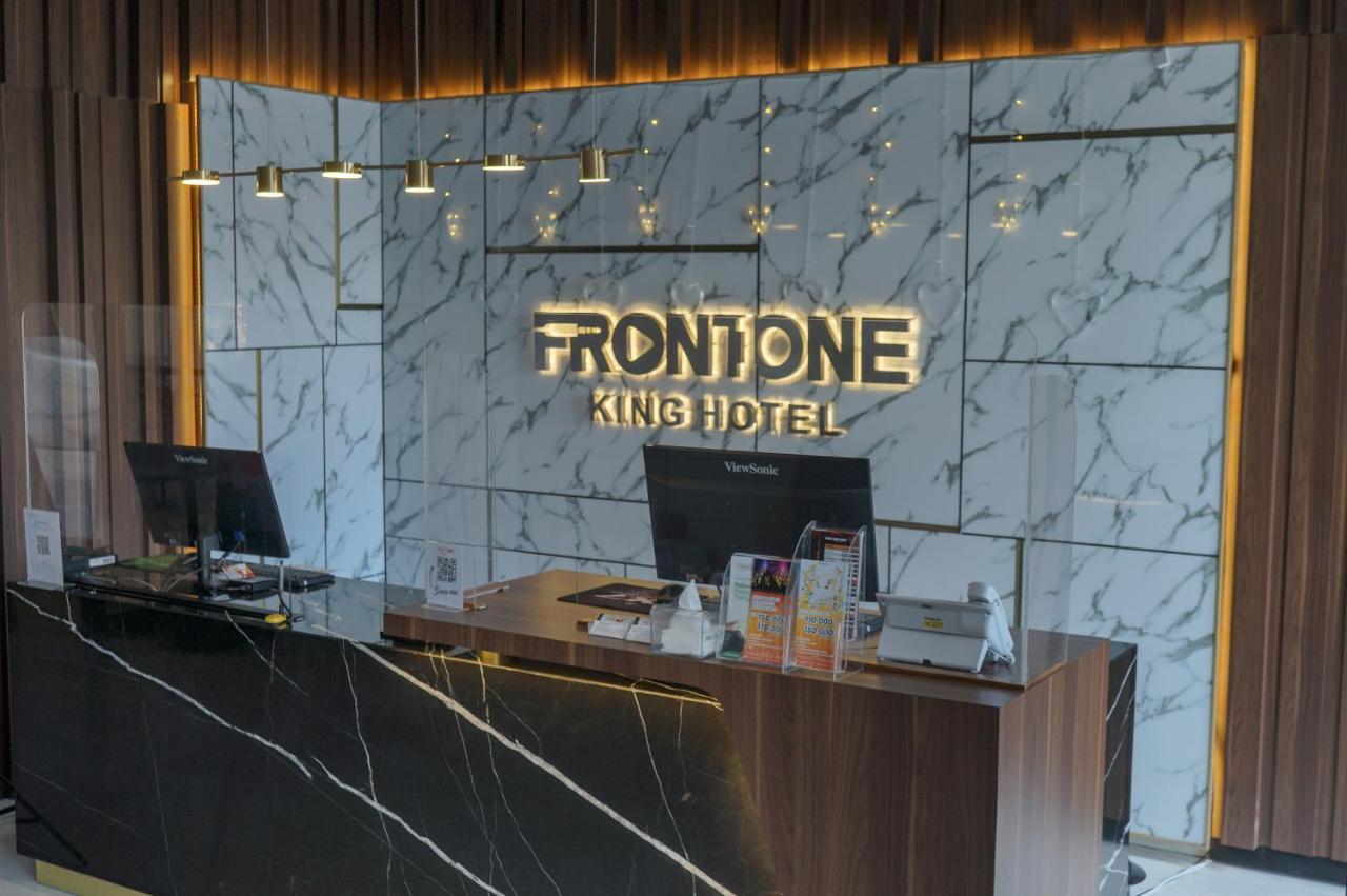 Front One King Hotel Tuban Tuban  المظهر الخارجي الصورة