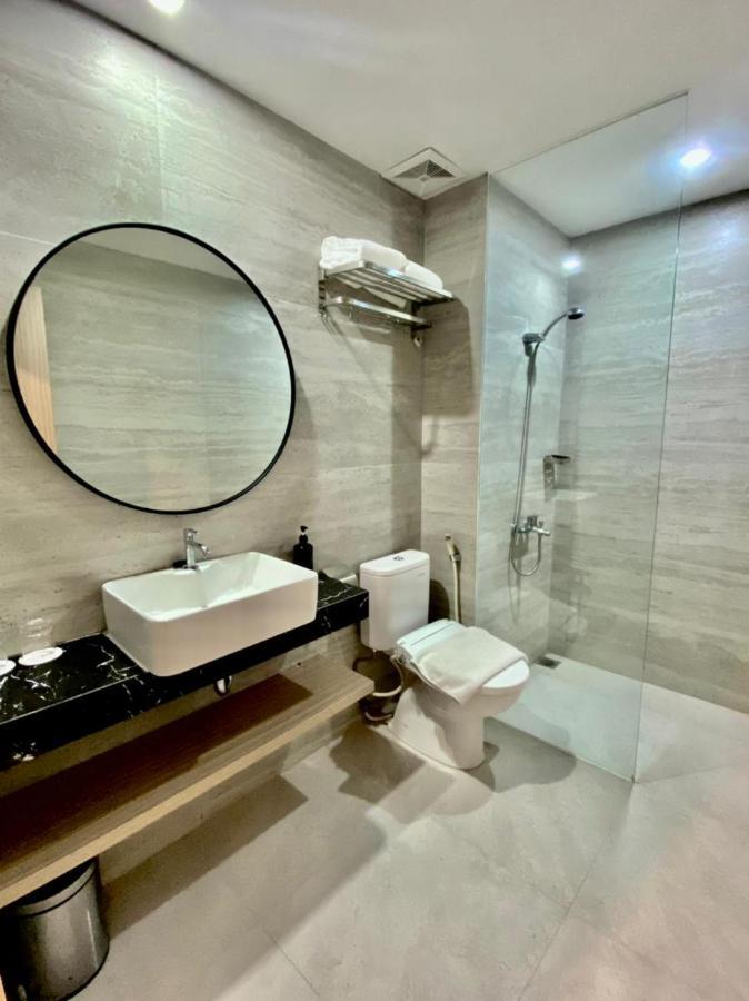 Front One King Hotel Tuban Tuban  المظهر الخارجي الصورة