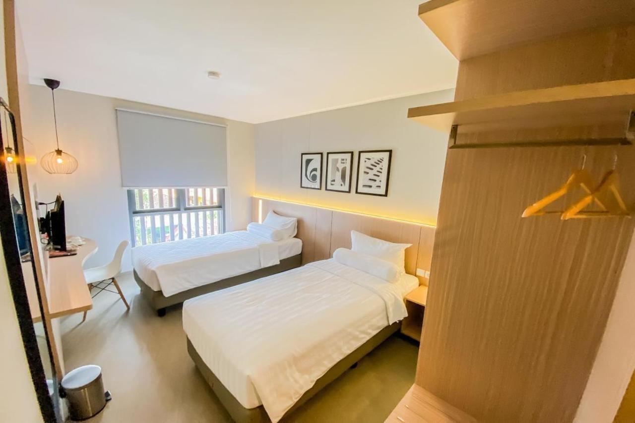 Front One King Hotel Tuban Tuban  المظهر الخارجي الصورة