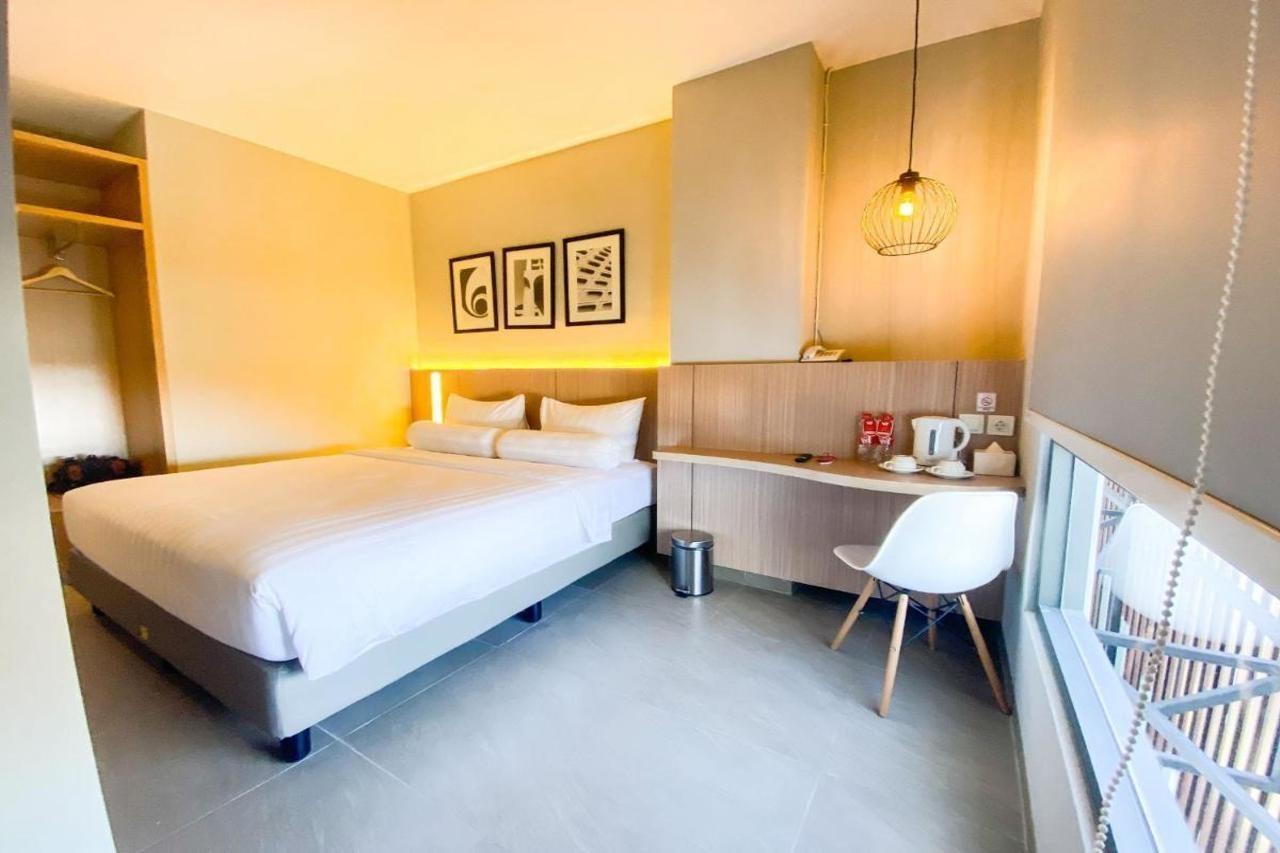 Front One King Hotel Tuban Tuban  المظهر الخارجي الصورة