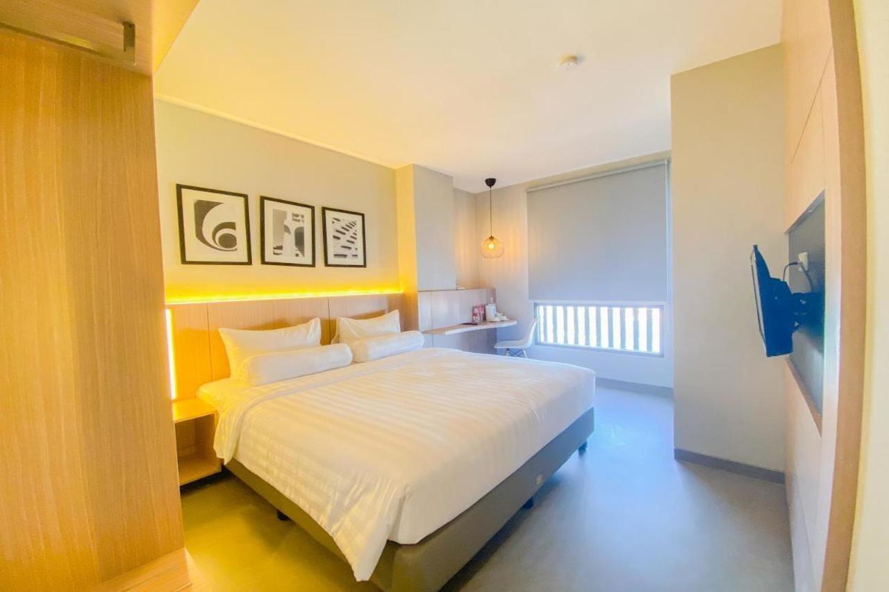 Front One King Hotel Tuban Tuban  المظهر الخارجي الصورة