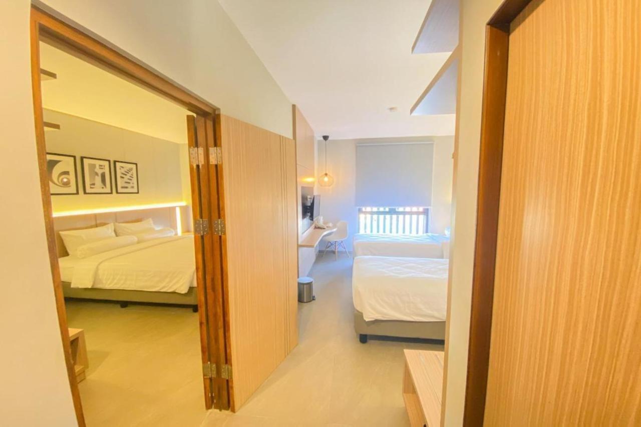 Front One King Hotel Tuban Tuban  المظهر الخارجي الصورة